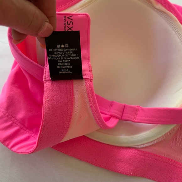Victoria's Secret VSX Sport Bra Padded Racerback Pink Sz 36D - Picture 4 of 8